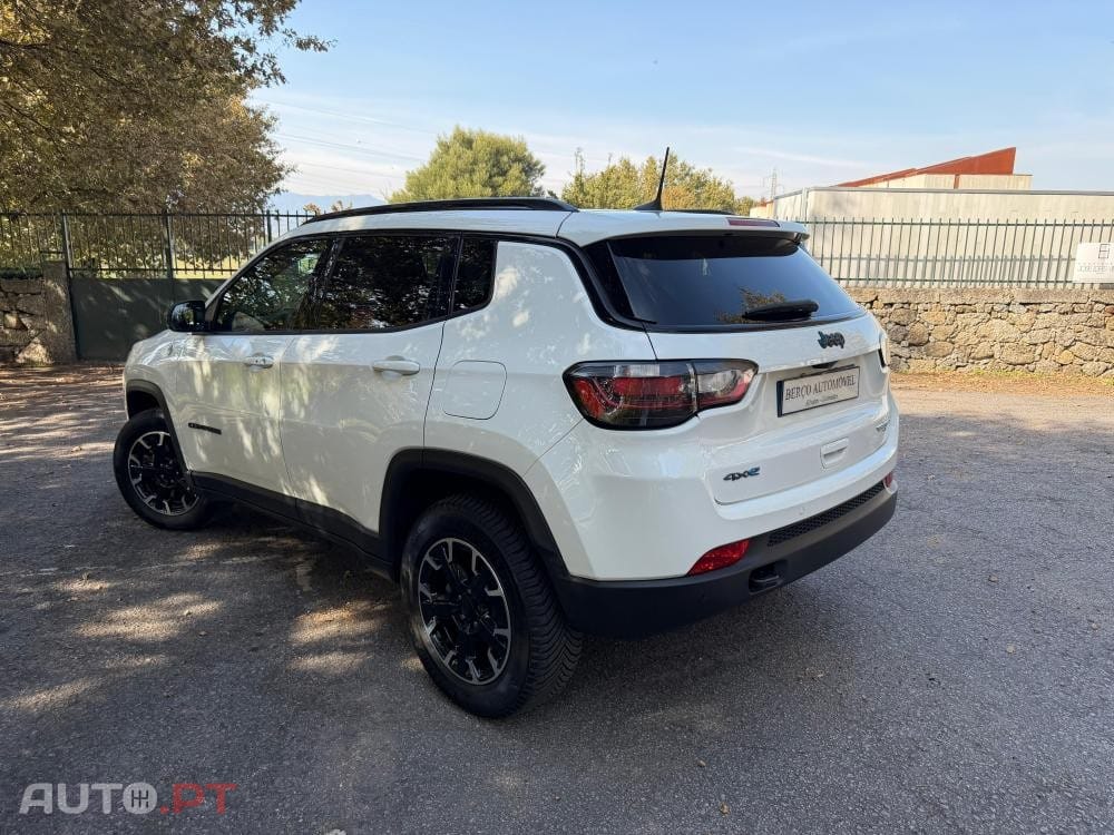 Jeep Compass 1.3 T-GDI 4xe PLUG-IN HYBRID Auto First Edition Urban