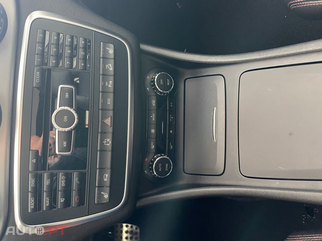 Mercedes-Benz GLA 220 CDI 4Matic 7G-DCT AMG Line