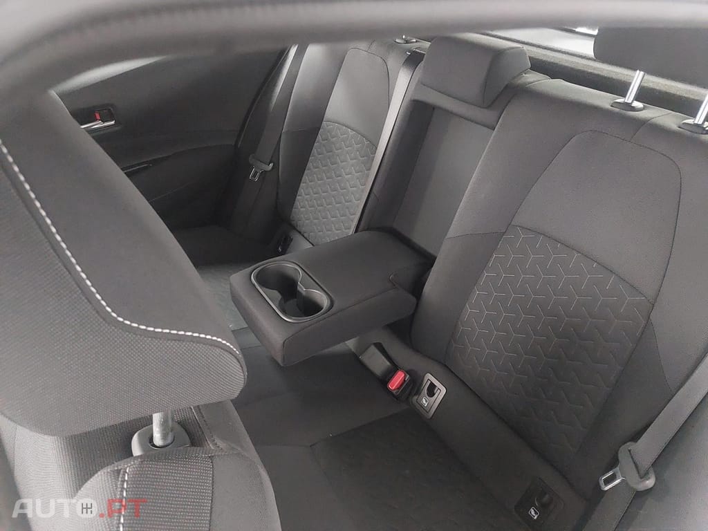 Toyota Corolla 1.8 Hybrid Comfort