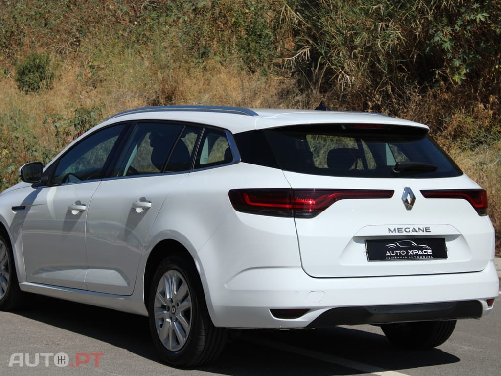Renault Mégane Sport Tourer 1.5 Blue dCi Intens EDC