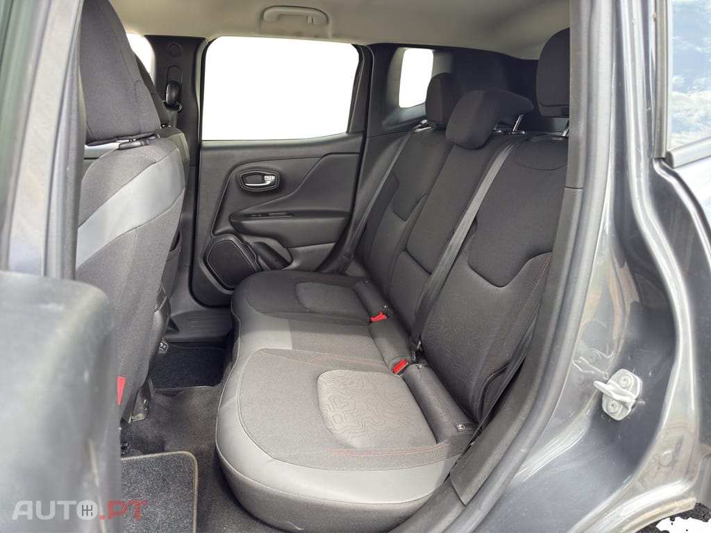 Jeep Renegade 1.3 TG 4Xe Trailhawk