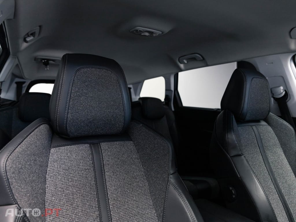 Peugeot 5008 1.6 BlueHDi Allure J18