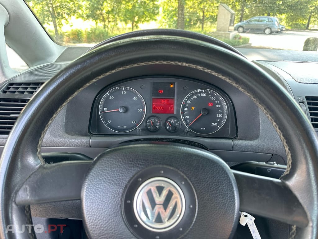 Volkswagen Touran 1.9 TDi Highline EC 7L
