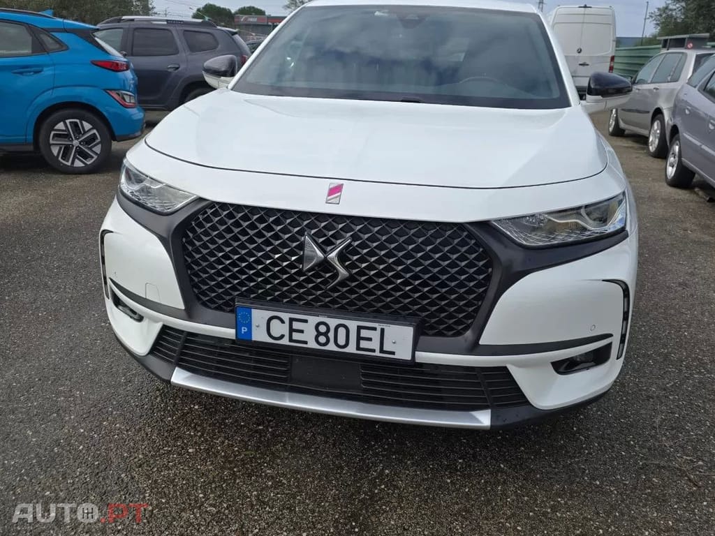 DS DS7 Crossback Performance Line