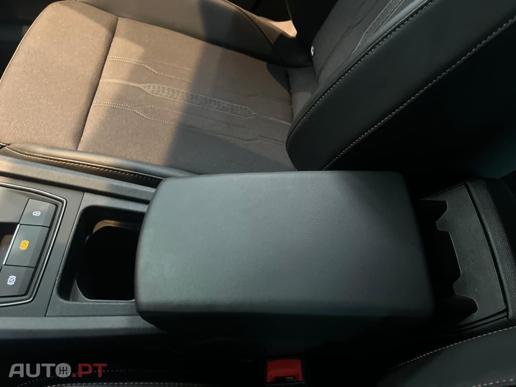 Cupra Leon 1.4 e-Hybrid VZ 245CV