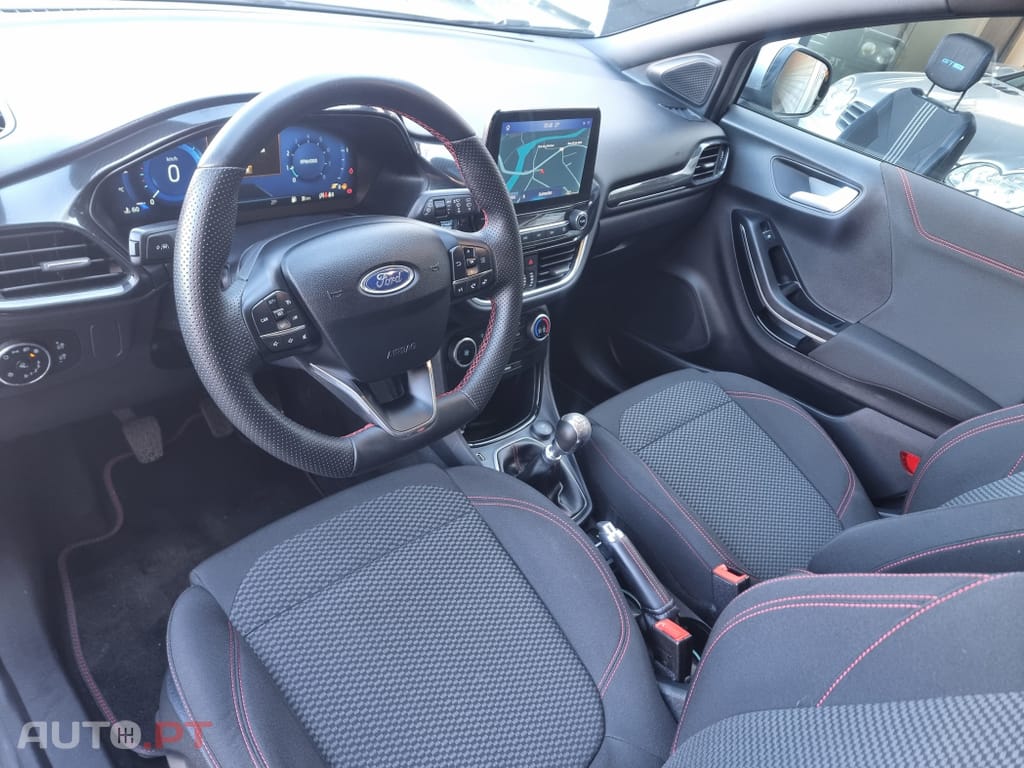 Ford Puma 1.0 EcoBoost mHEV ST-Line