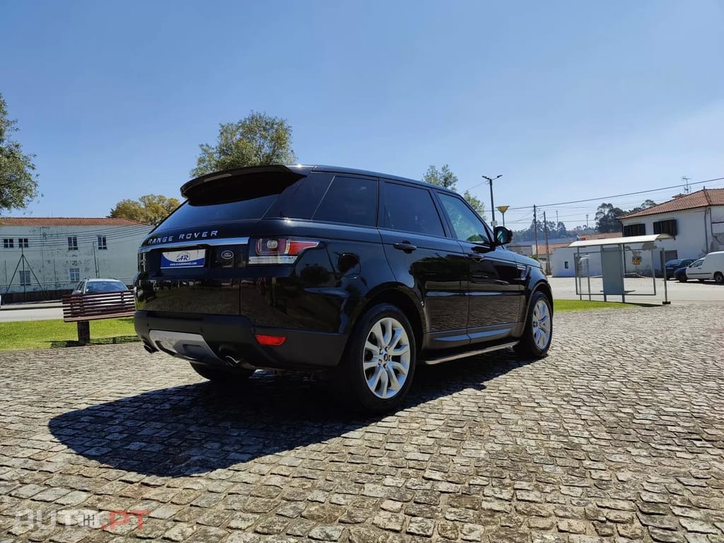 Land Rover Range Rover Sport 3.0 TDV6 HSE