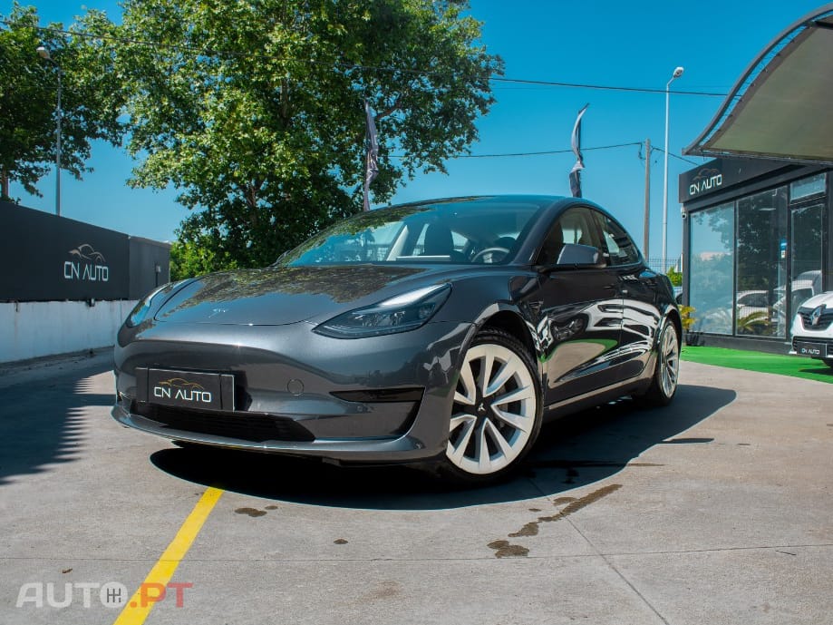 Tesla Model 3 Standard RWD Plus