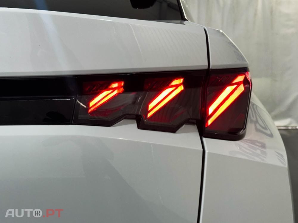 Peugeot E-3008 73 kWh Allure