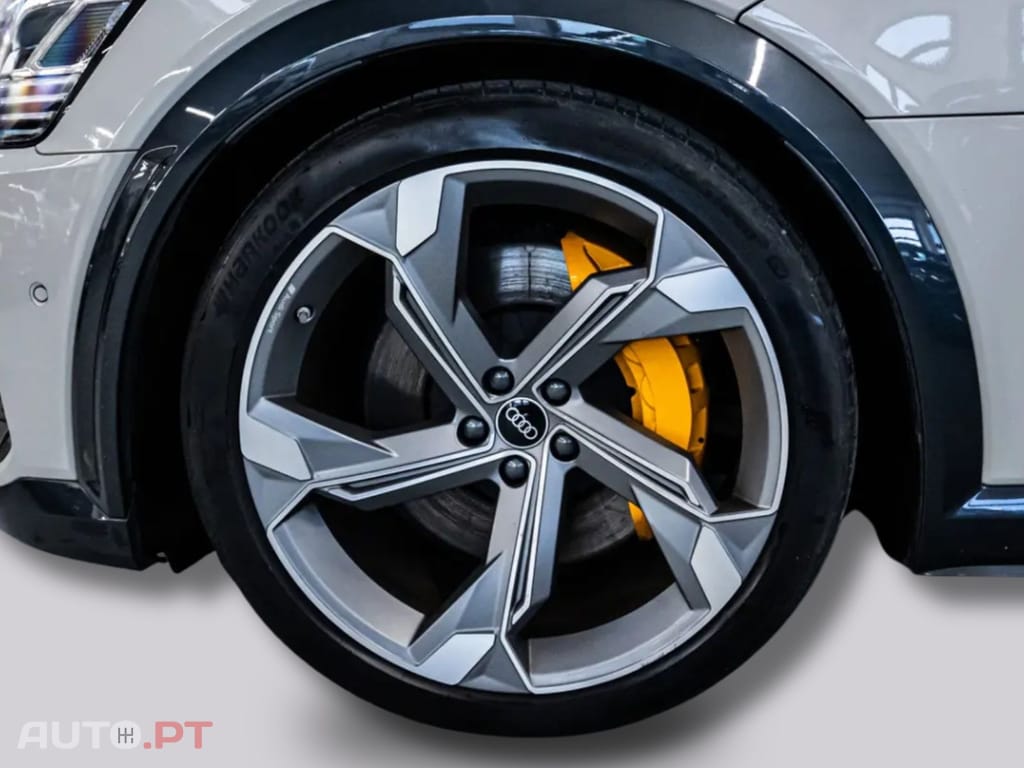 Audi E-Tron I.V.A DEDUTÍVEL S BLACK 22Z.