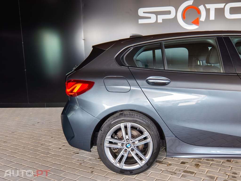 BMW 116 d Pack Desportivo M