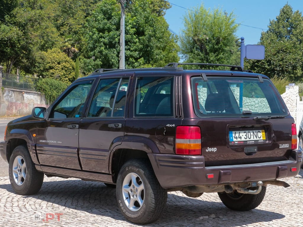 Jeep Grand Cherokee 2.5 TD Official