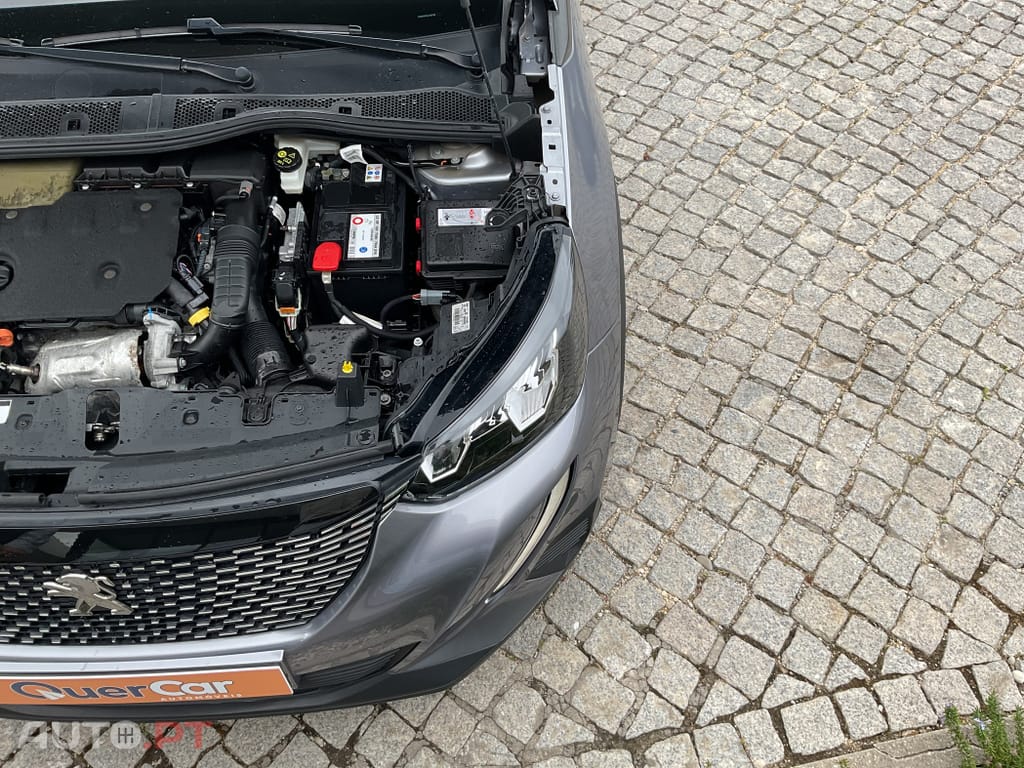 Peugeot 2008 1.5 BlueHDi Active