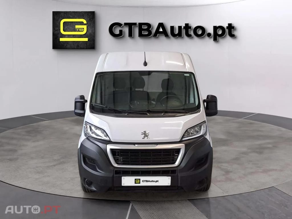 Peugeot Boxer 2.2 BlueHDi 165 S&S 