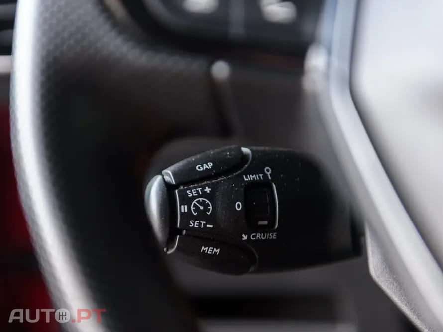 Peugeot 3008 1.5 BlueHDi GT EAT8