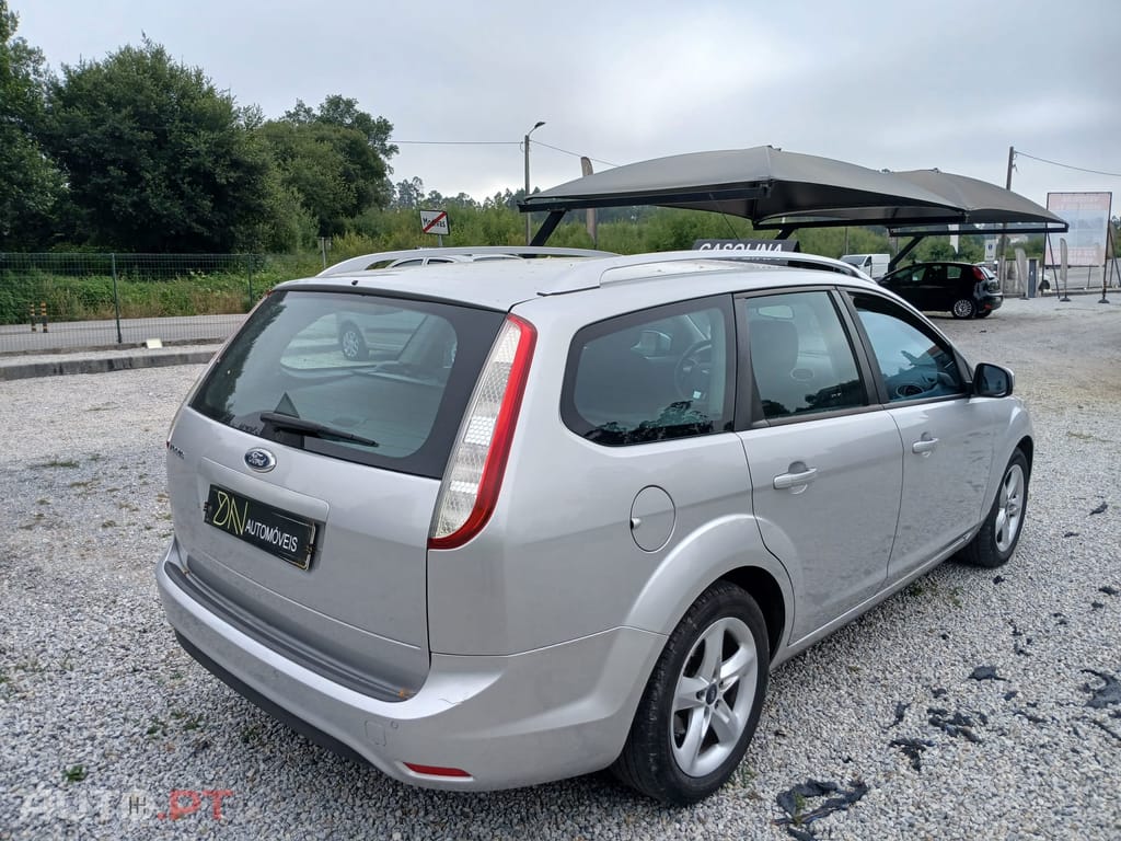 Ford Focus SW 1.4 16V Trend