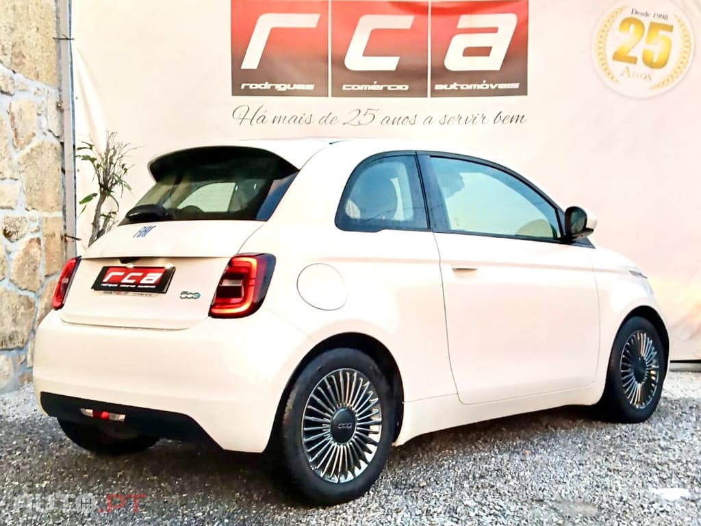 Fiat 500e 500e 42kWh ICON
