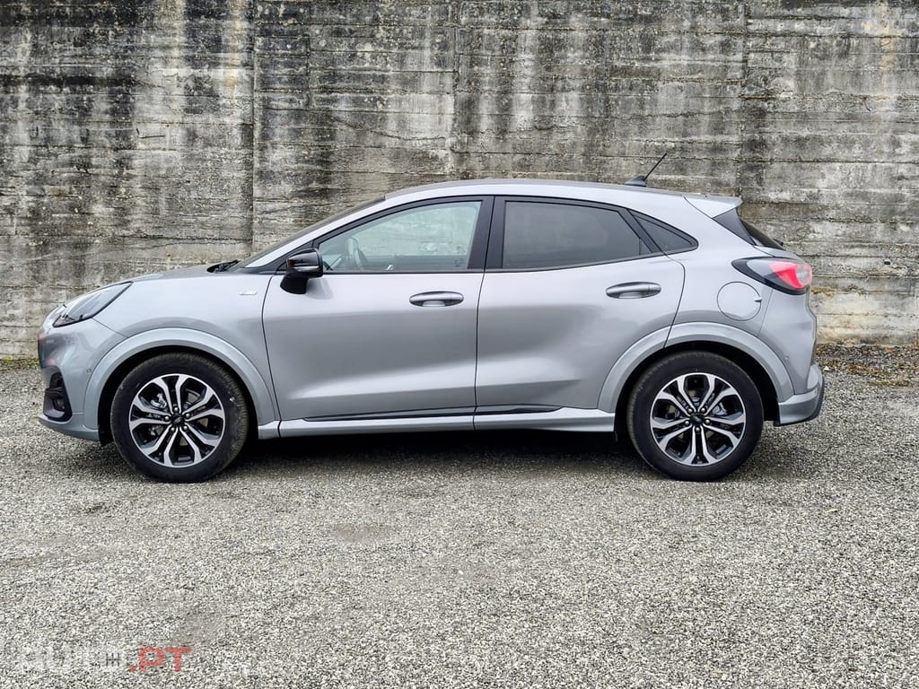 Ford Puma 1.0 EcoBoost Hybrid ST-LINE