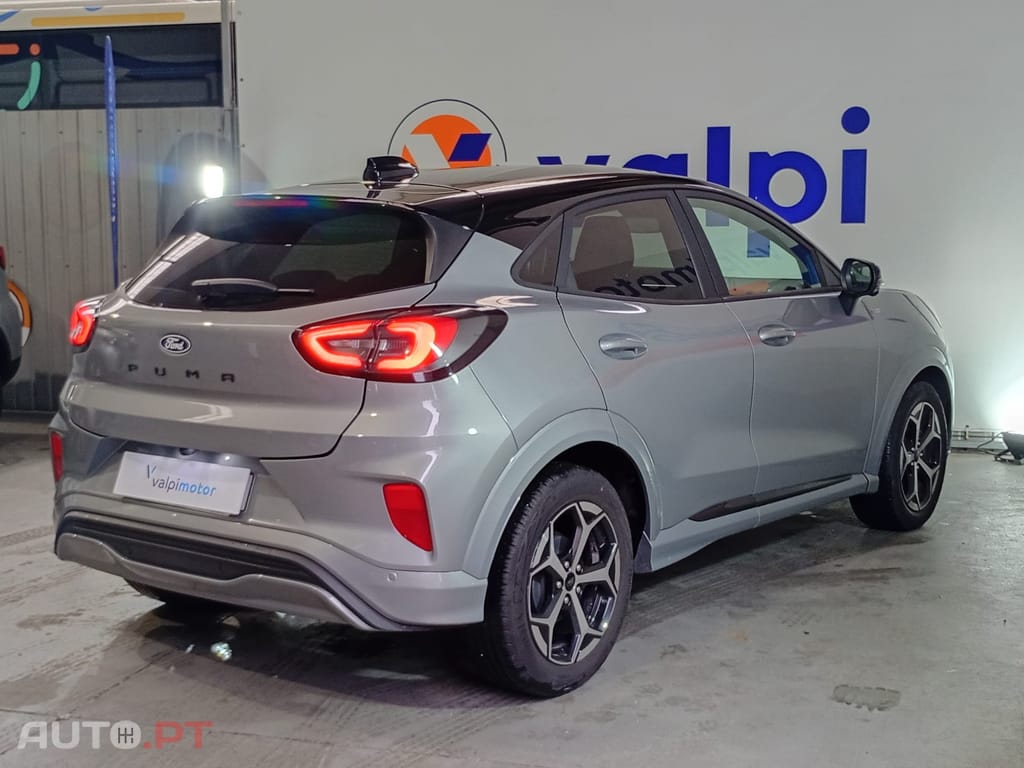 Ford Puma 1.0 EcoBoost mHEV ST-Line