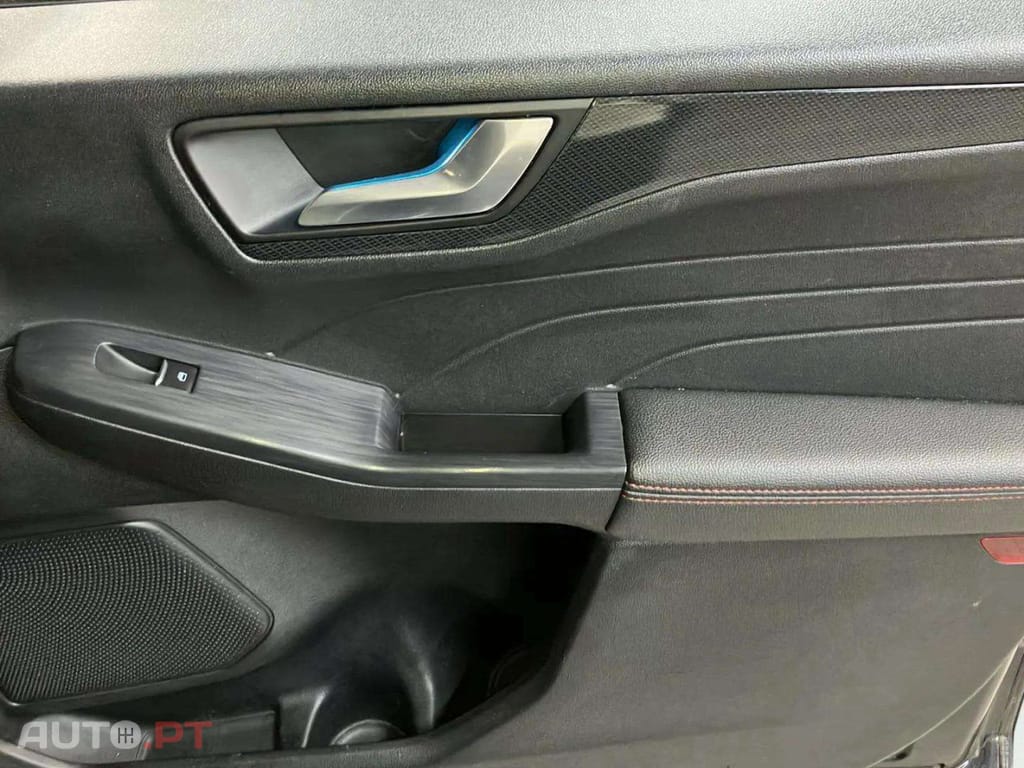 Ford Kuga 1.5 TDCi EcoBlue ST-Line