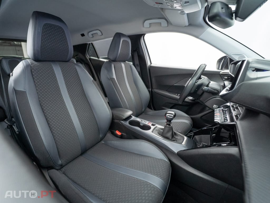 Peugeot 2008 1.2 PureTech Allure