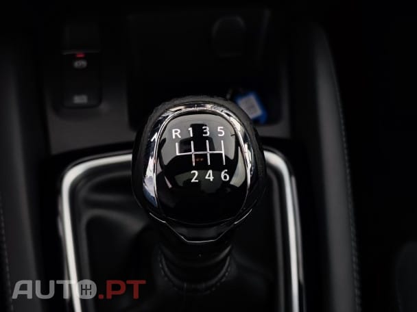 Nissan Qashqai 1.5 dCi N-Connecta J18