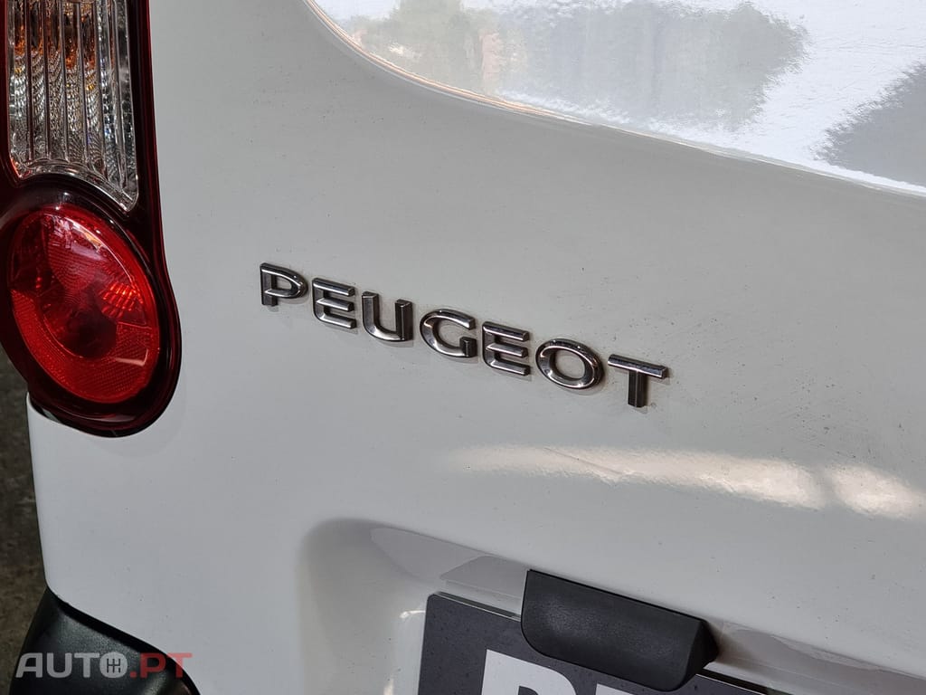 Peugeot Partner 1.6 BlueHDi L1 Premium 3L