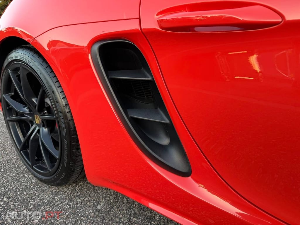 Porsche 718 2.5 GTS