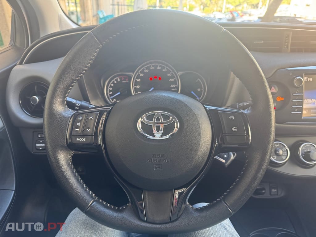 Toyota Yaris 1.0 VVT-i Comfort