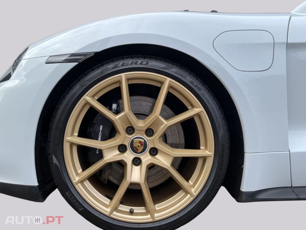 Porsche Taycan GTS I.V.A DEDUTIVEL 