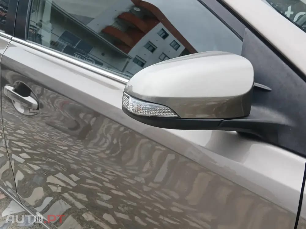 Toyota Auris Touring Sports 1.4 D-4D Exclusive+Navi