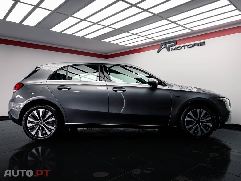 Mercedes-Benz A 250 e Style Plus