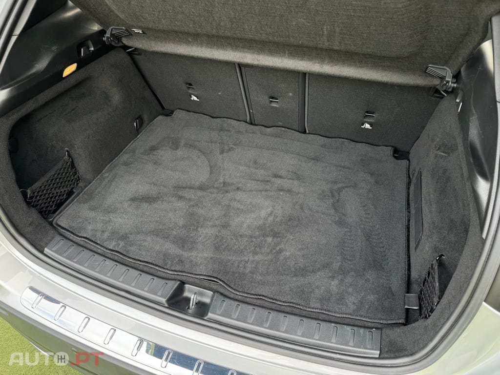 Mercedes-Benz GLA 200 d AMG Line