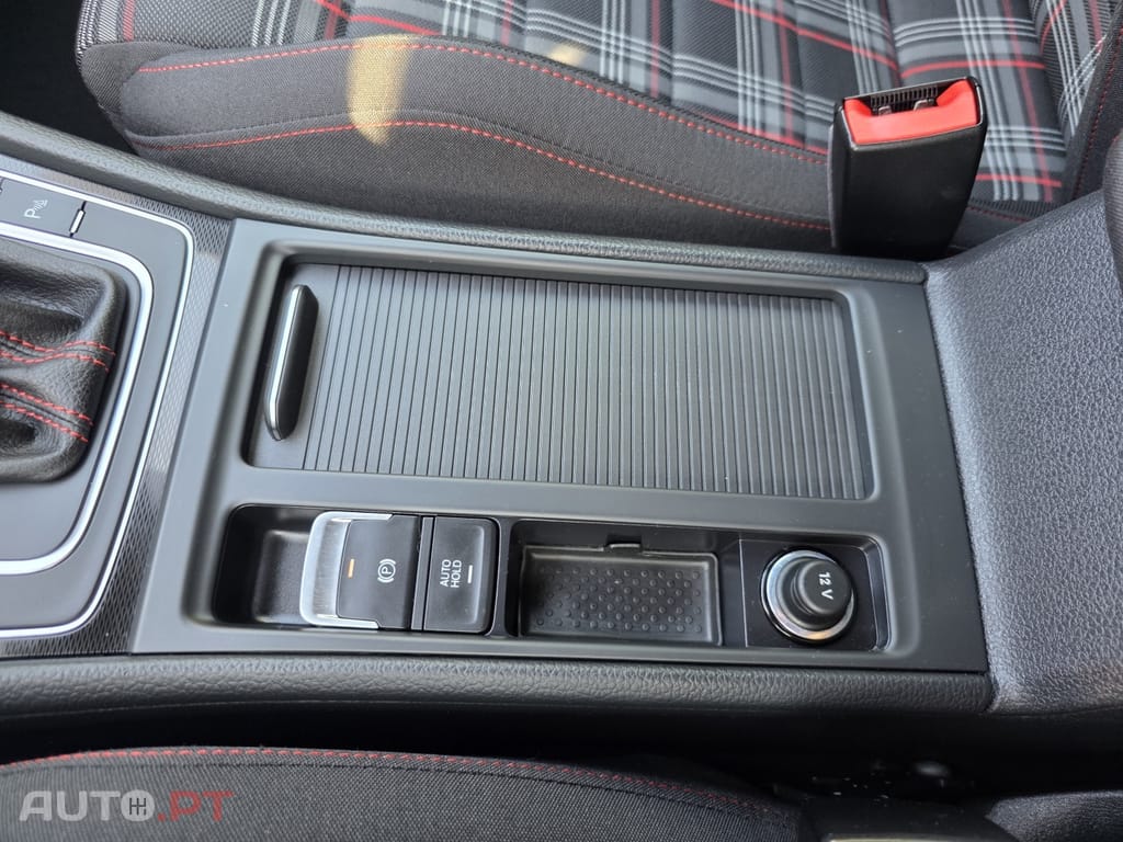 Volkswagen Golf 2.0 TSi GTi DSG Performance