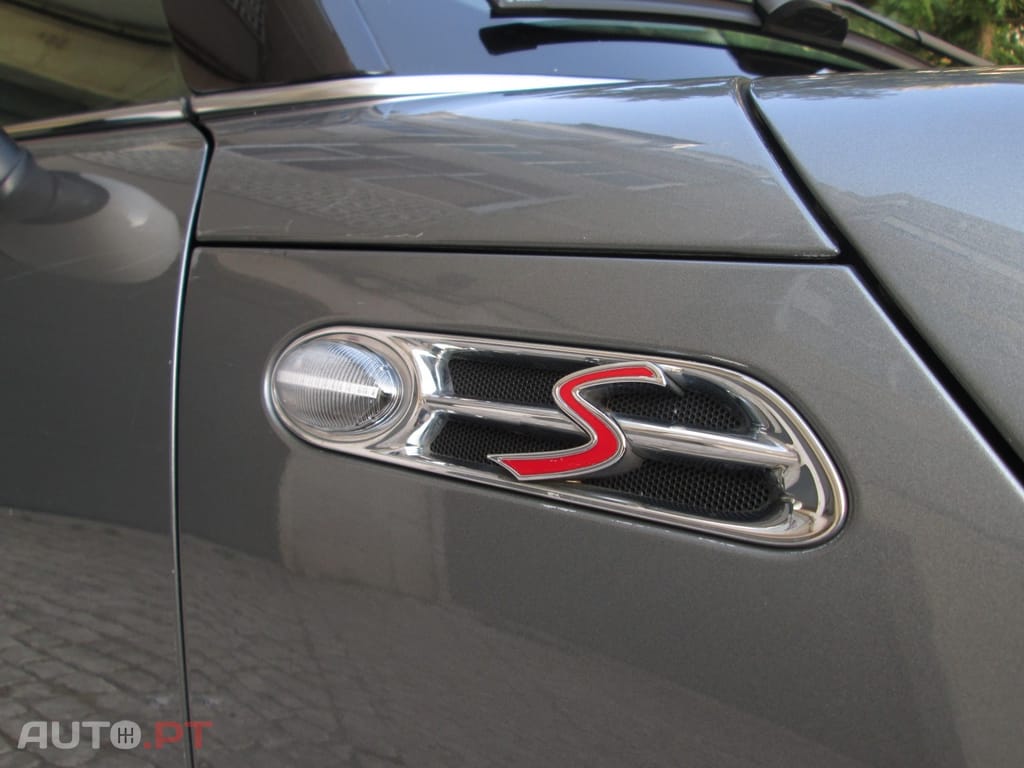 MINI Cooper Cooper S
