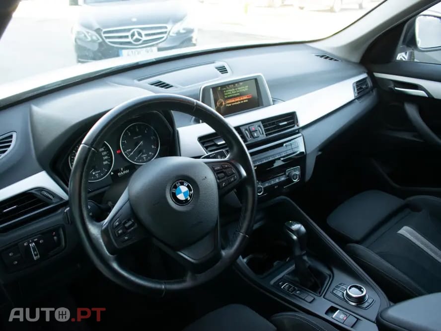 BMW X1 18 d sDrive Auto