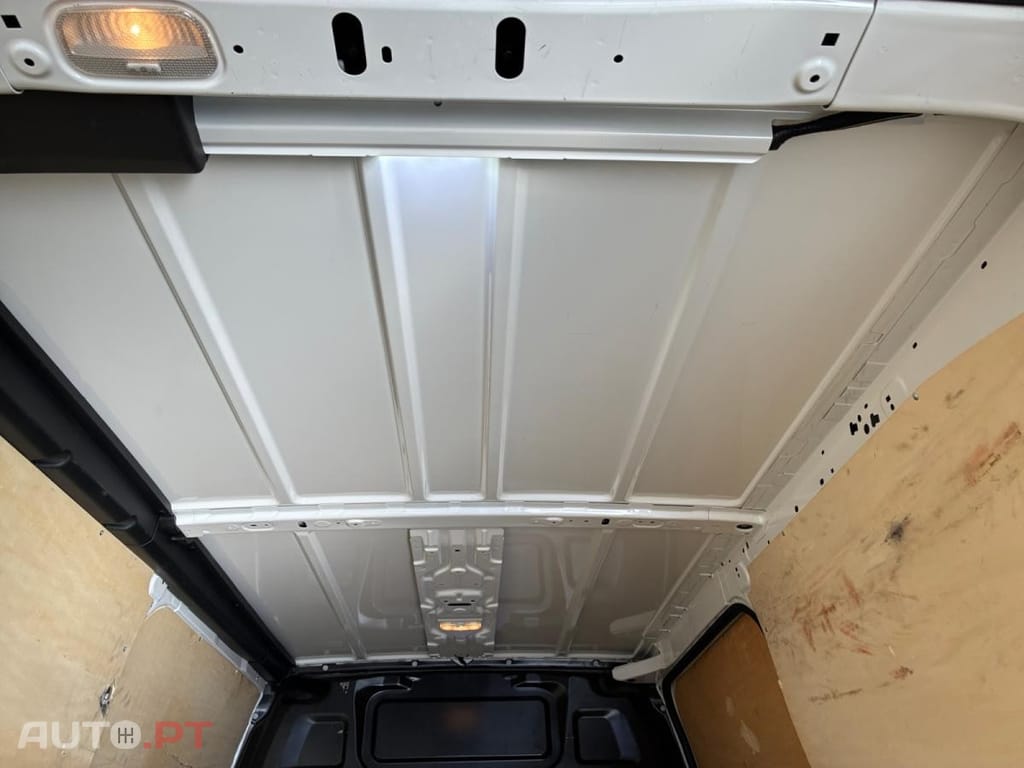 Peugeot Expert 2.0 BlueHDi Long Asphalt