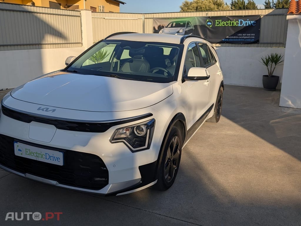 Kia Niro 64kWh Drive