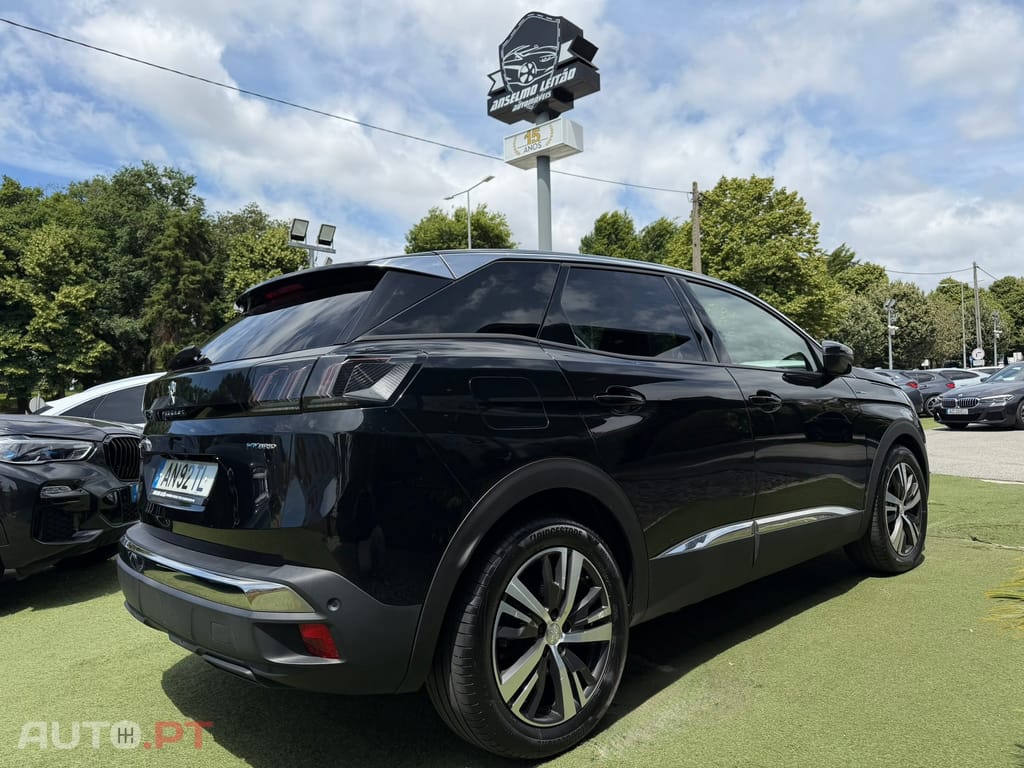 Peugeot 3008 1.6 Hybrid Allure e-EAT8