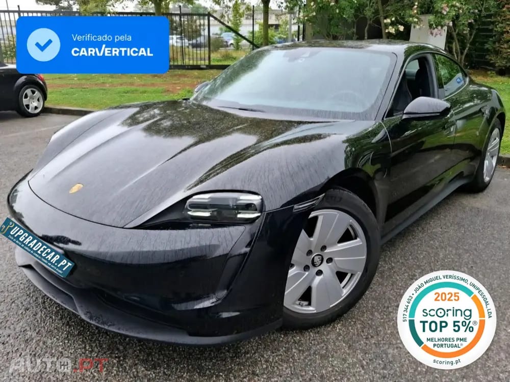 Porsche Taycan 4