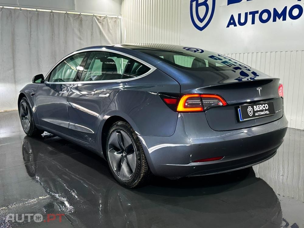 Tesla Model 3 Long-Range Dual Motor AWD