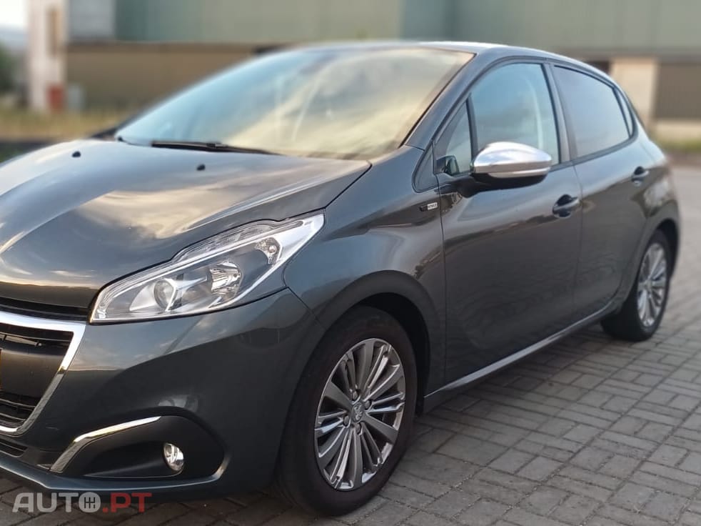 Peugeot 208 1.2 PureTech Style