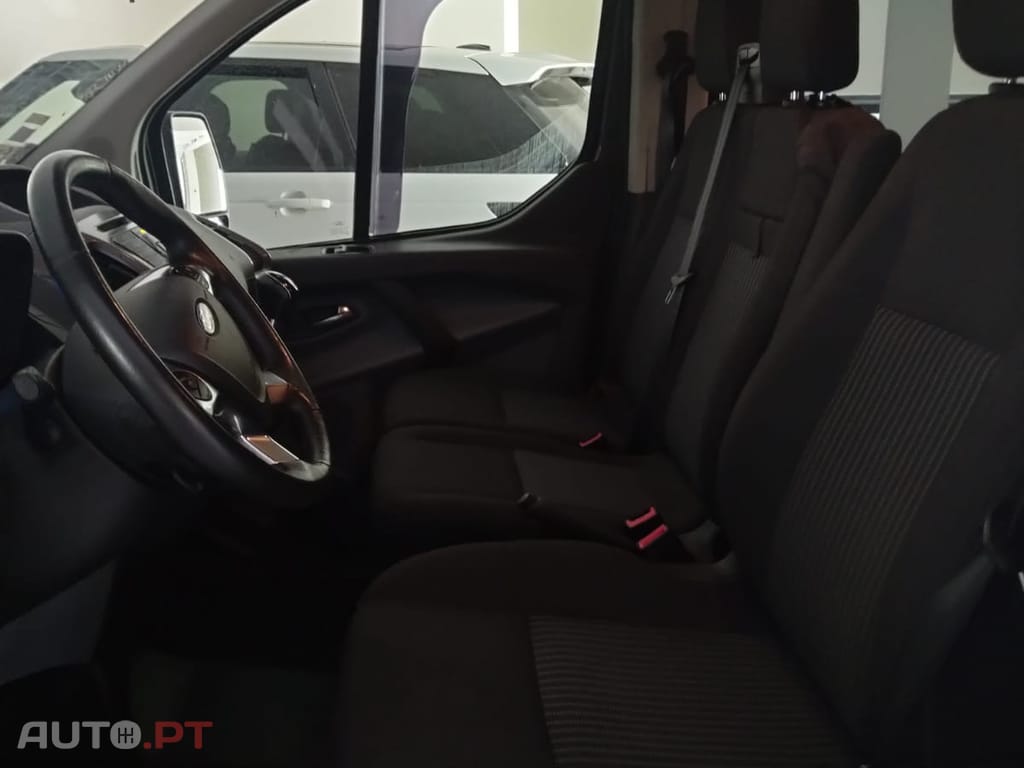Ford Transit Custom FORD Transit Custom V362 Minibus (F3) 2.0 EcoBlue Diesel 130 cv / 96 kW