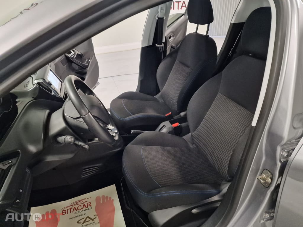Peugeot 208 1.5 BLUEHDI 102CV SIGNATURE GPS CAMARA TRASEIRA