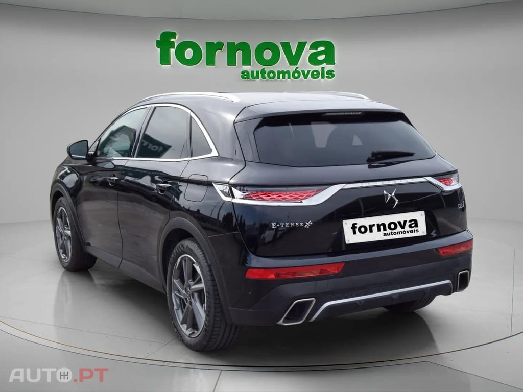DS DS7 Crossback E-Tense Opera EAT8 300cv