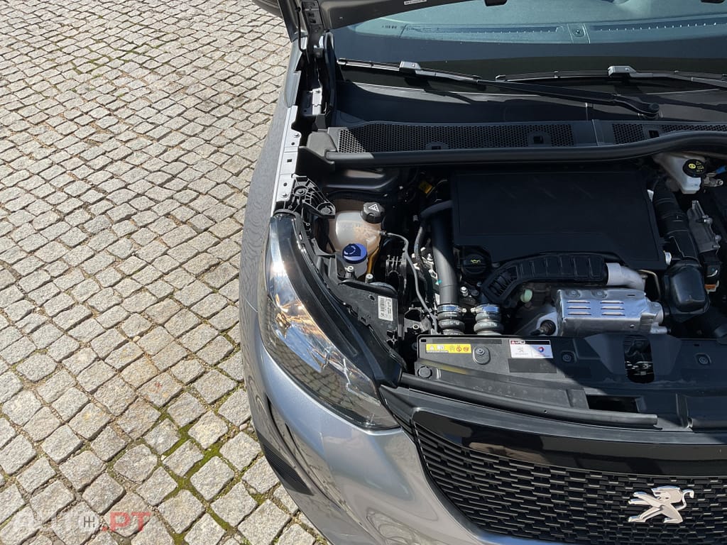 Peugeot 2008 1.2 PureTech Style