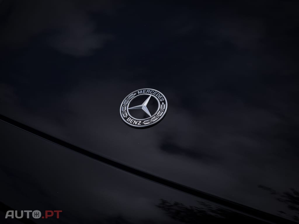 Mercedes-Benz E 300 DE