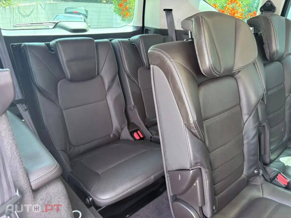 Renault Espace 1.6 dCi Initiale Paris EDC