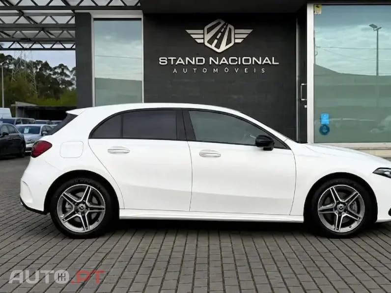 Mercedes-Benz A 250 e AMG Line