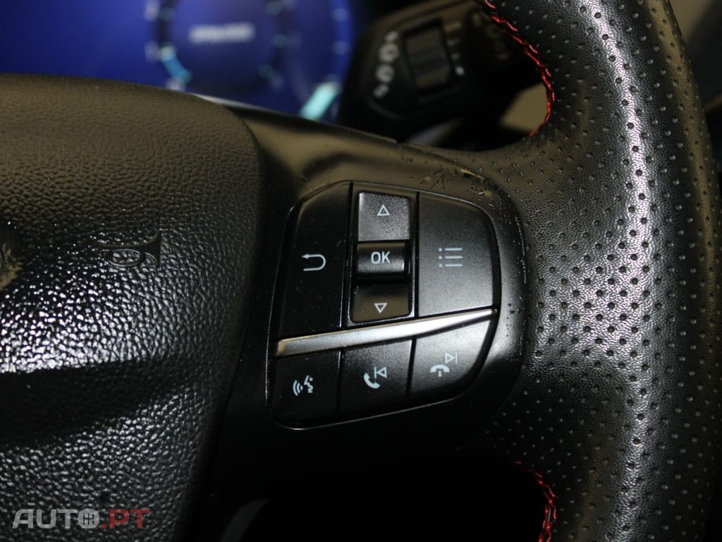 Ford Kuga 1.5 ECOBOOST ST LINE